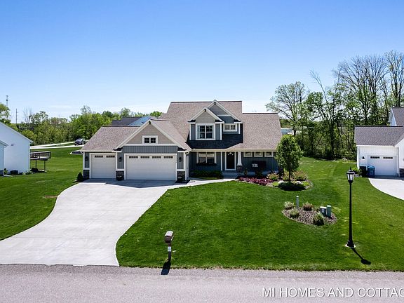 3rd image of 9994 Serengeti Ln