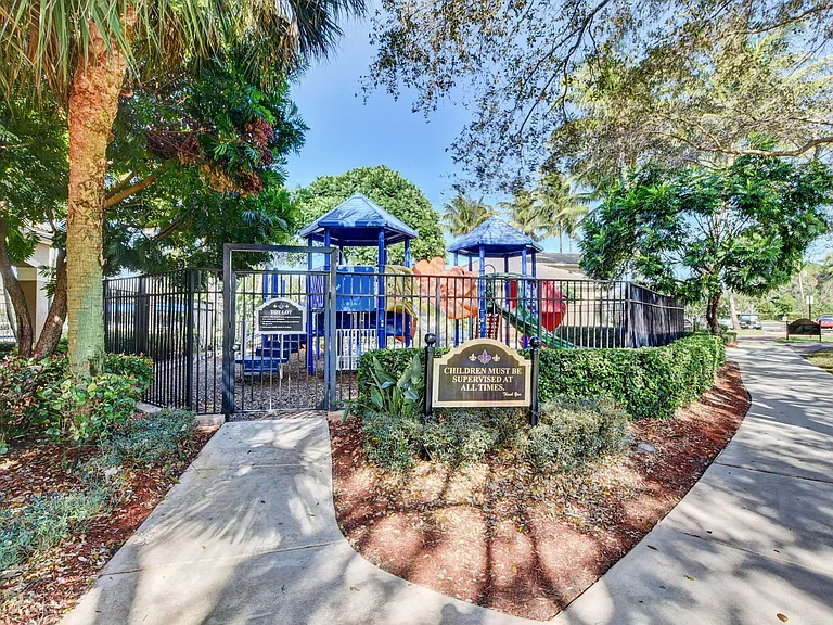5029 Starblaze Dr — Photo 94