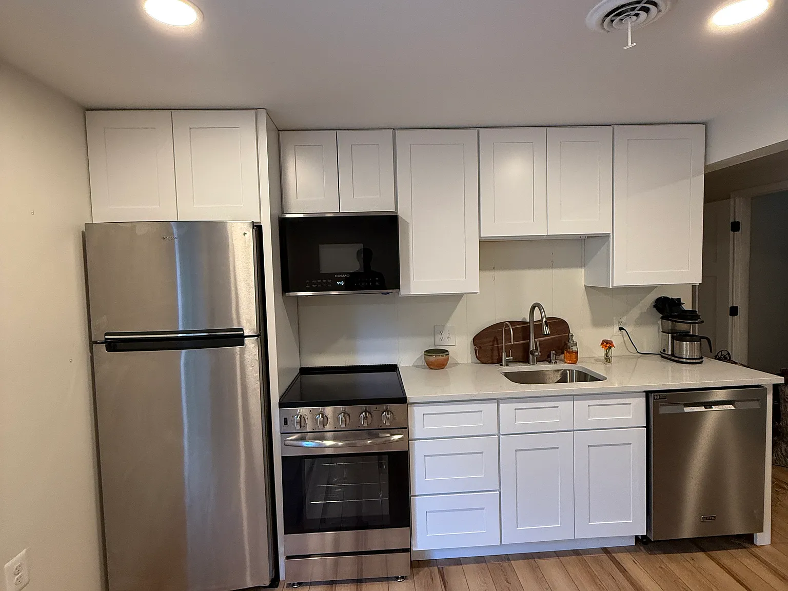 1 bed, 600 sqft, $1,825 — Photo 3
