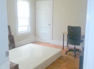 74 Willow St #3S, Cambridge, MA 02141