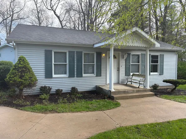 1022-3 S Conklin Hill Dr, Syracuse, IN 46567
