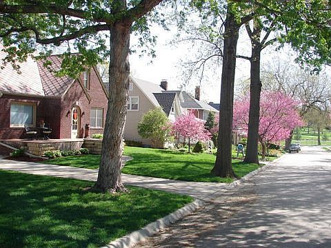 Beautiful street with view of LCC to the east.