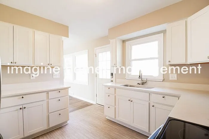 6126 Thole Rd — Photo 6