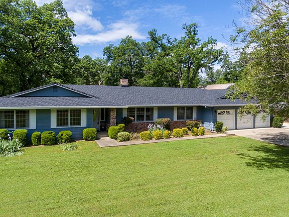 3rd image of 9894 Cow Creek Dr