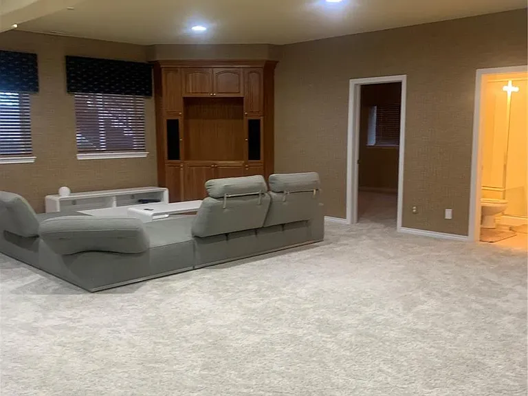 11962 E Lake Cir — Photo 24