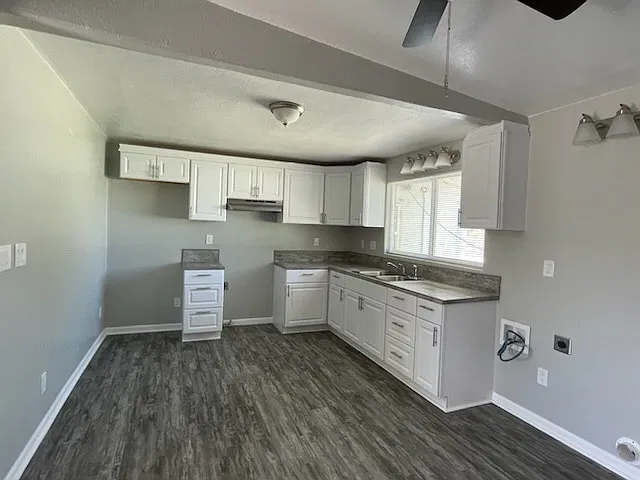 3 bed, 1100 sqft, $1,600 — Photo 3