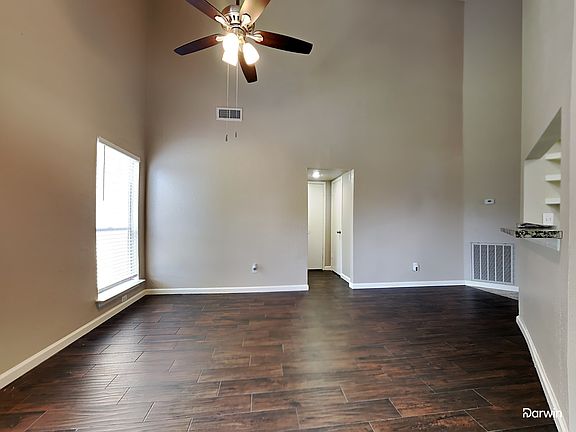 3rd image of 16130 Canaridge Dr