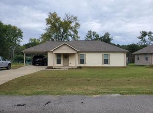 209 Winslow Dr, Florence, AL 35633