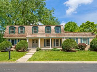 25W580 Flint Creek Dr, Wheaton, IL