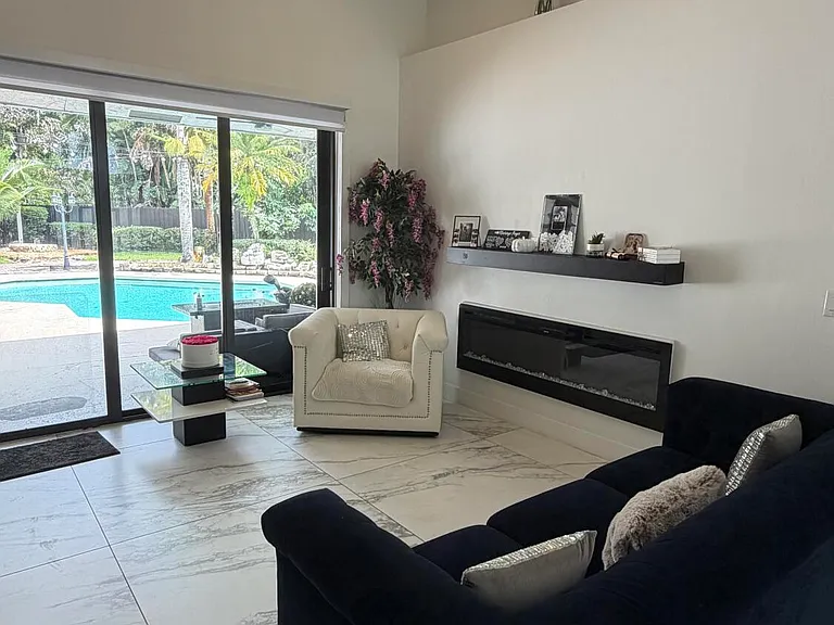 132 Nottingham Rd — Photo 4