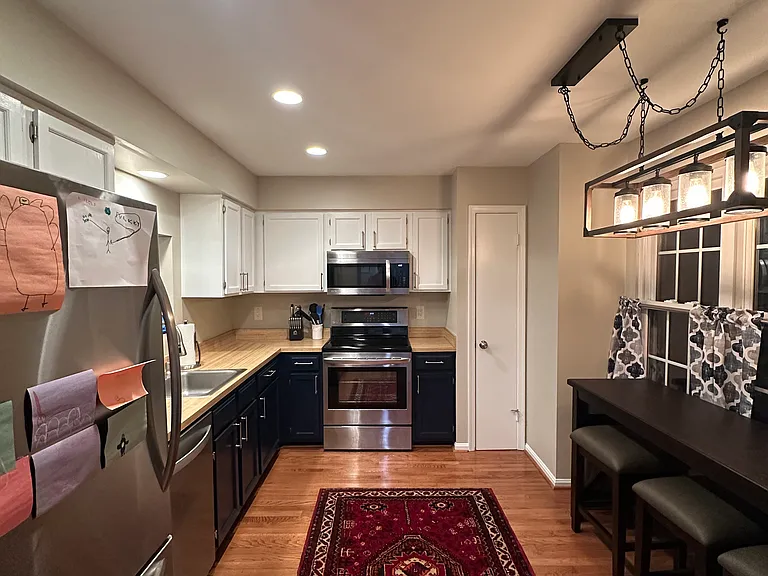Main floor kitchen