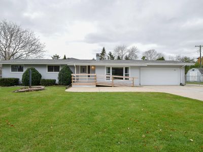 3015 Yorktown St, Racine, WI, 53404