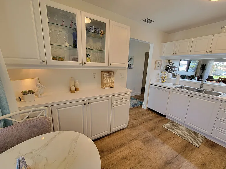 3655 Amberly Cir #A307 — Photo 10