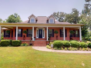 1165 Foxridge Run, Dyersburg, TN 38024