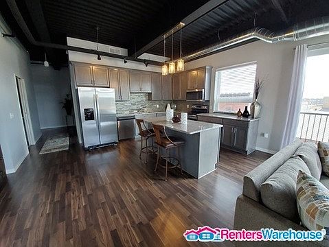 3rd image of 523 W Saint Germain St #305