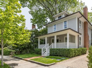 8 Henry St, Sag Harbor, NY 11963