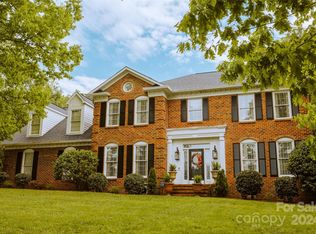3639 Quail View Rd, Charlotte, NC 28226