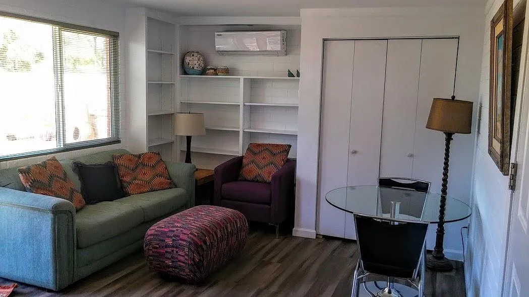 5801 E North Wilshire Dr — Photo 3