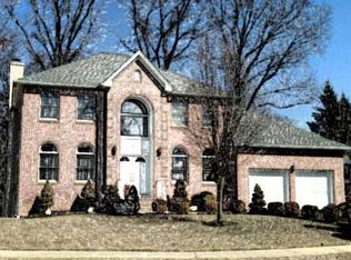 71 Bartha Ave, Edison, NJ 08817