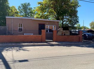 704 Anderson Ave SE, Albuquerque, NM 87102