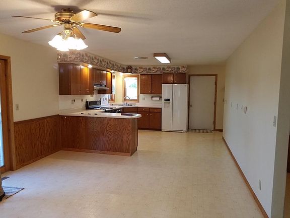 Large country kitchen & dining