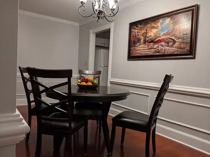 2 bed, 2.5 bath, 1688 sqft, $2,300 — Photo 2