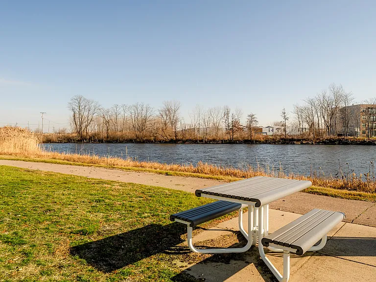 269 Waters Edge Dr — Photo 38