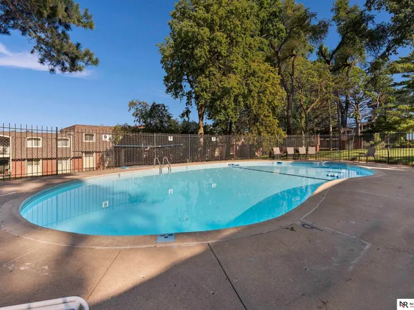 12025 Pierce Plz APT 323, Omaha, NE 68144