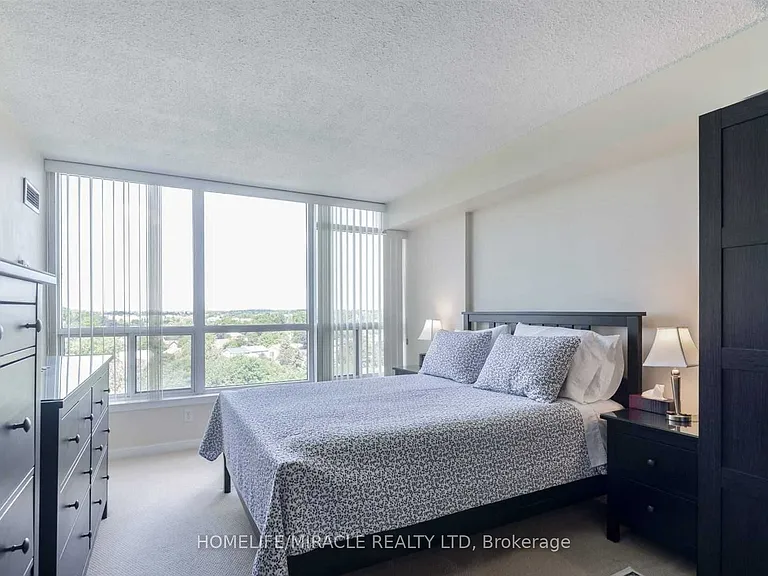 12 Laurelcrest St #902 — Photo 15