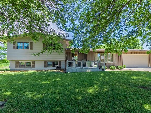 2nd image of 346 Parkview Dr
