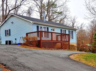 83 Small Apple Ct, Linden, VA 22642