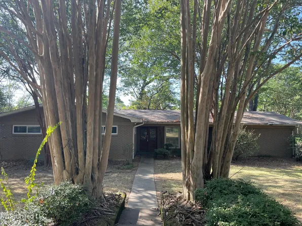 142 Northcliff Dr, Jackson, MS 39211