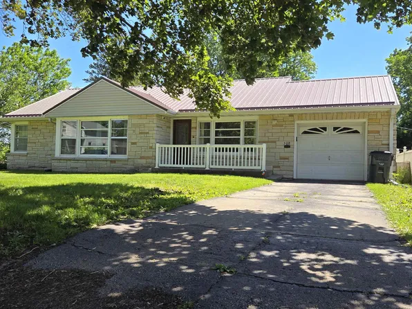 308 S Polk St, Lancaster, WI 53813