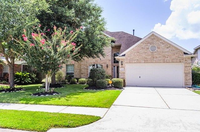 1st image of 10022 Hidden Falls Dr