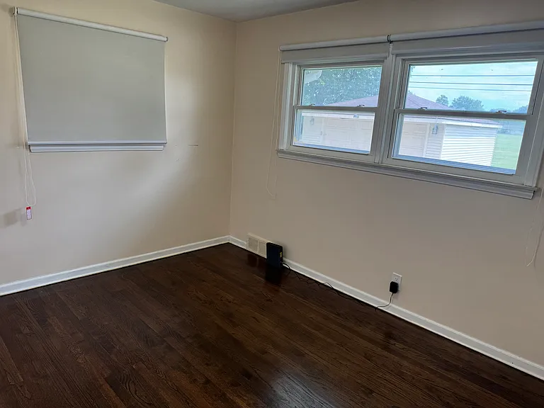 27223 Clairview Dr — Photo 12