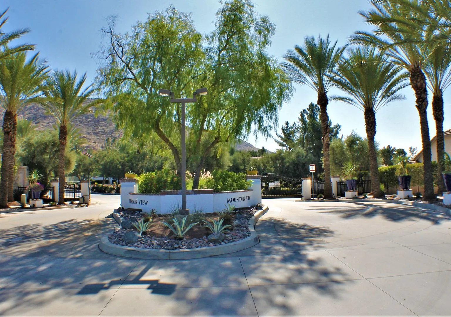 Resort Style, Senior Living. — Photo 2