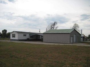1012 SE Hwy 7, Clinton, MO 64735