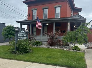 37931 Vine St UNIT 2, Willoughby, OH 44094