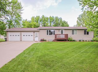 1208 Park Ln, Sauk Centre, MN 56378