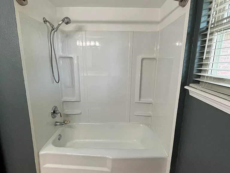 512 Beacon Ave — Photo 11