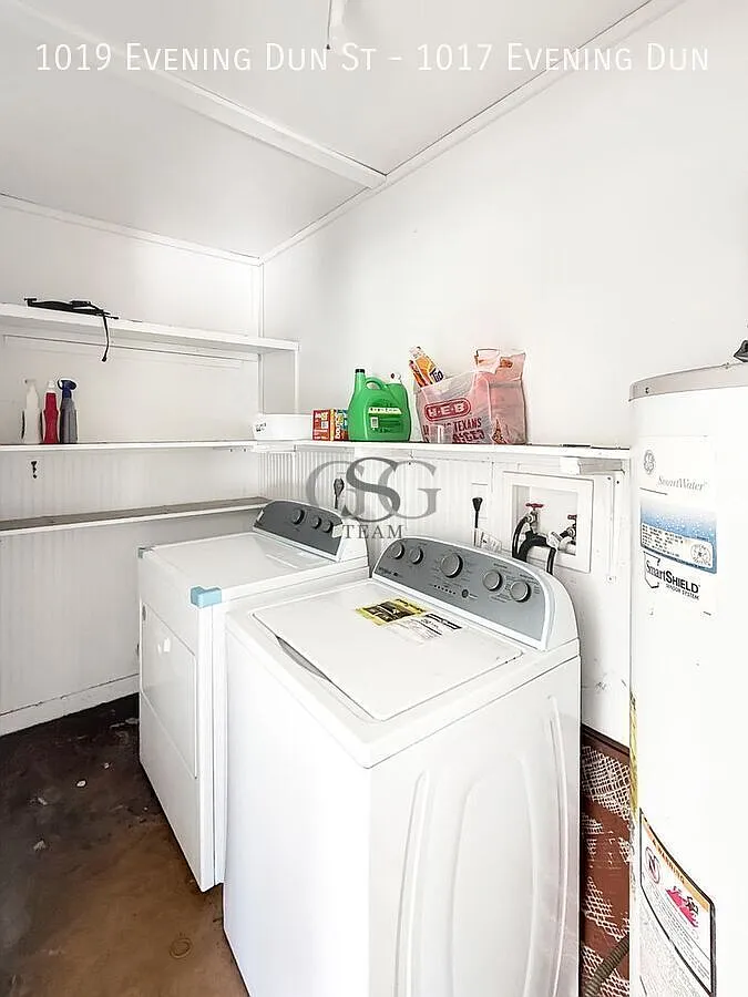 3 Bedrooms 2 Baths — Photo 4