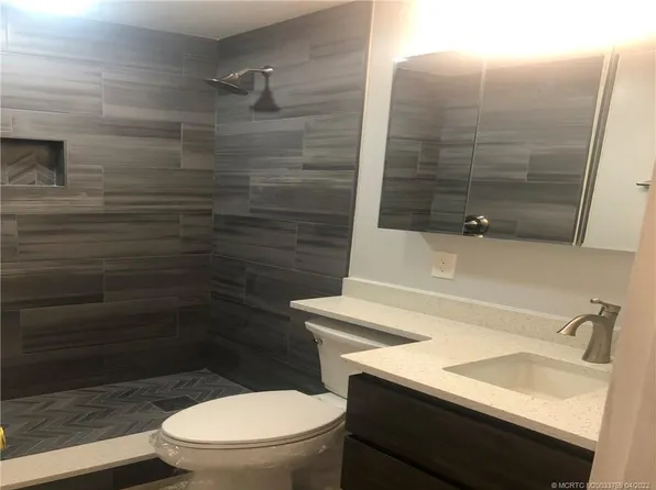 417 SE Parkway Dr, Stuart, FL 34996