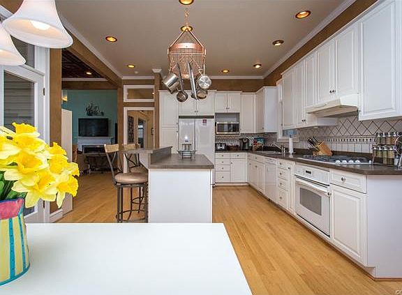 5th image of 10100 Cheroy Woods Ln