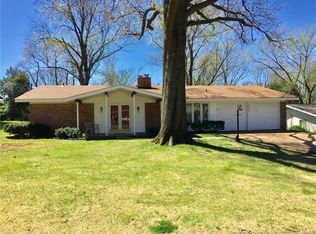 12624 Westport Dr, Saint Louis, MO