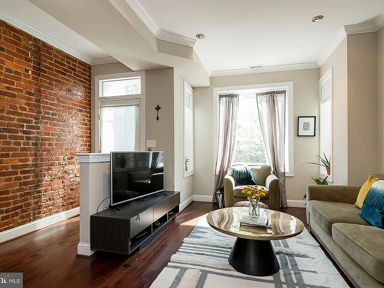 2030 Flagler Pl NW — Photo 6