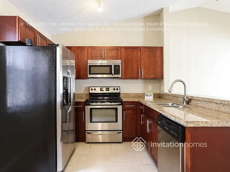 9913 NW 9th Ct — Photo 10