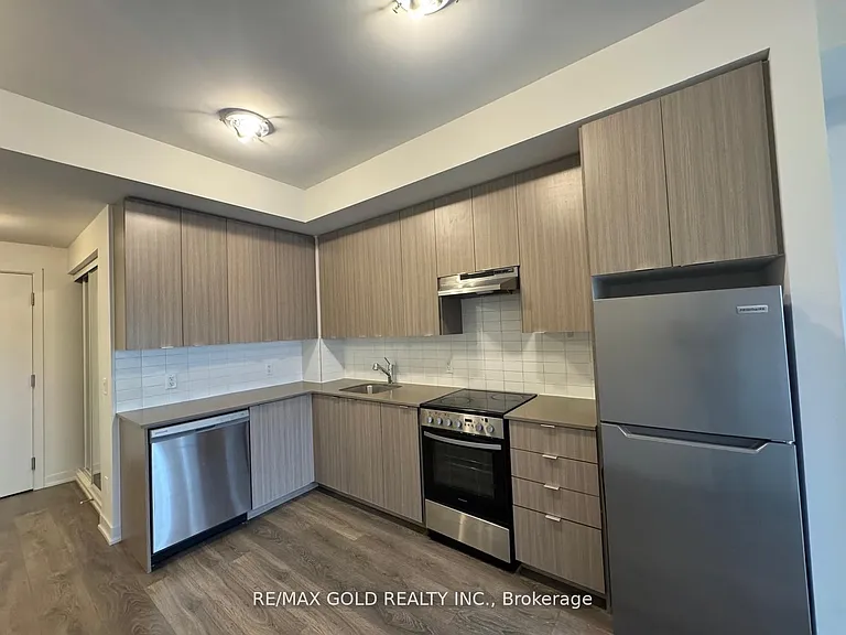 58 Sky Harbour Dr #206 — Photo 13