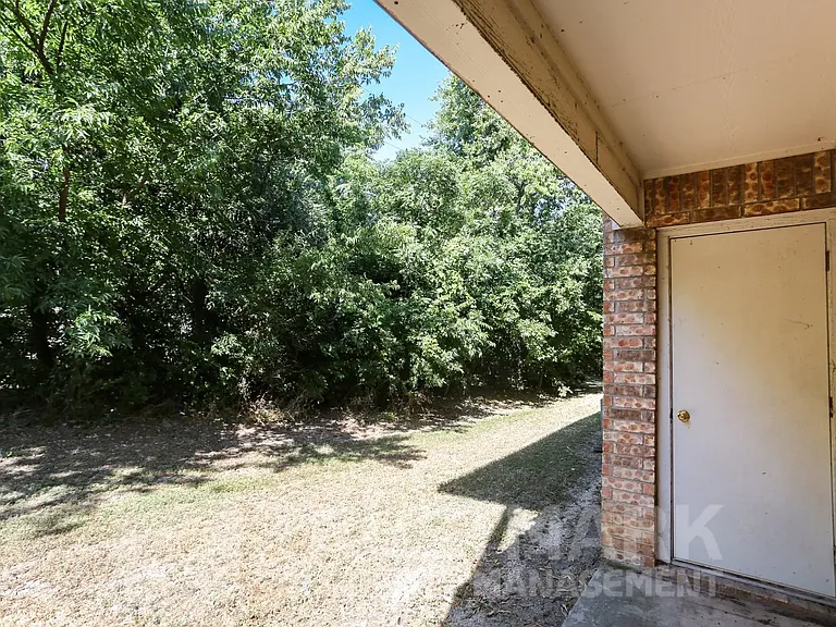 700 S Amy Ln #104 — Photo 16