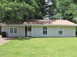 907 Benchmark Dr, Albany, GA 31721