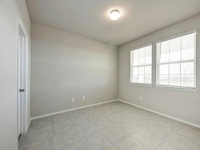 1209 Goforth Rd — Photo 20